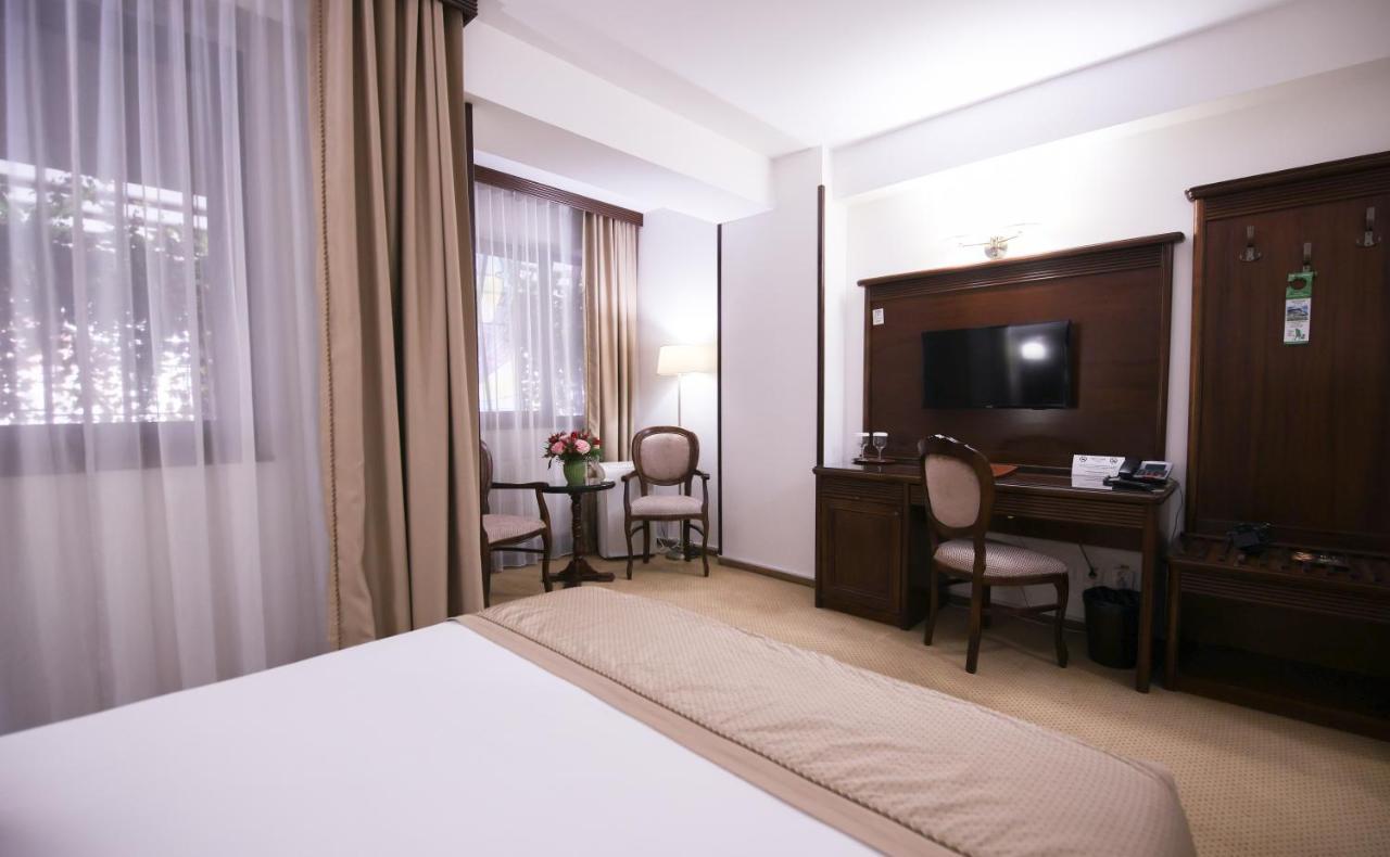 Hotel Carmen Predeal Luaran gambar