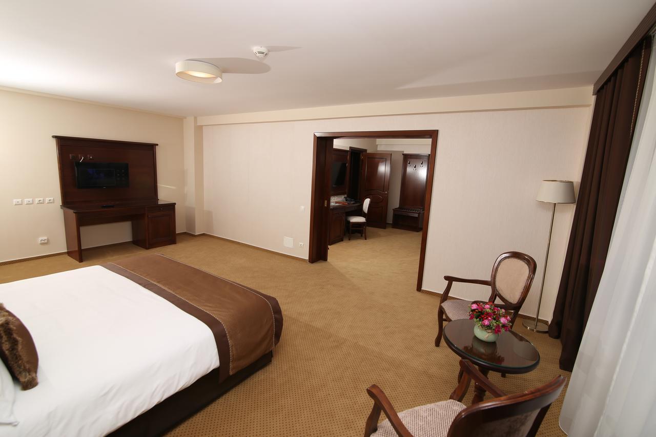 Hotel Carmen Predeal Luaran gambar