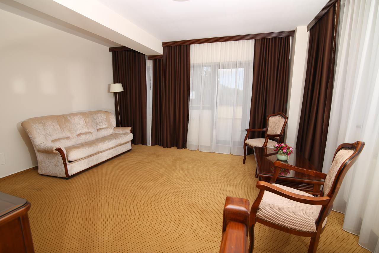 Hotel Carmen Predeal Luaran gambar